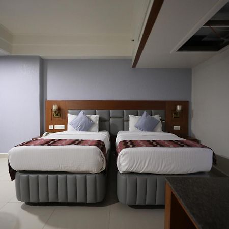 Eastin Hotels ハイデラバード エクステリア 写真