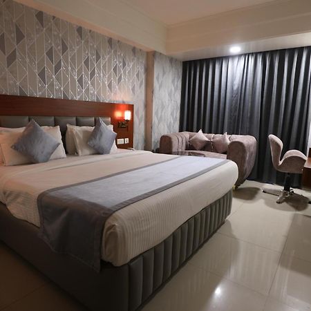 Eastin Hotels ハイデラバード エクステリア 写真
